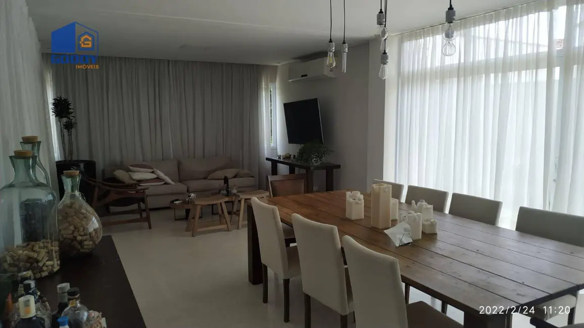 Casa com 3 quartos à venda, 400m2 em Jardim Itália, Cuiaba - MT - imagem 6 Foto 6 de Casa com 3 quartos à venda, 400m2 em Jardim Itália, Cuiaba - MT