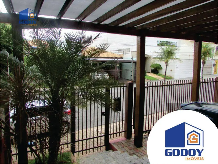 Foto 4 de Casa com 4 quartos à venda, 450m2 em Jardim das Américas, Cuiaba - MT