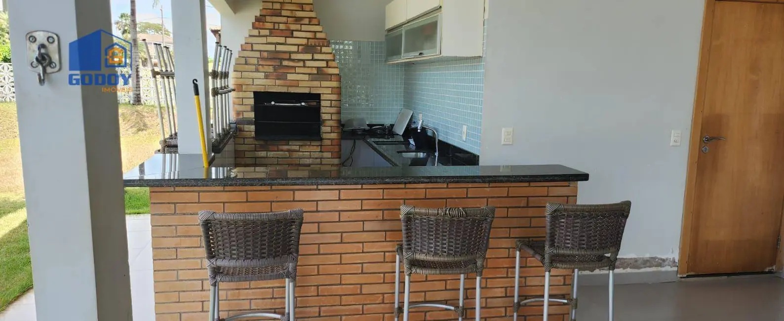 Foto 5 de Casa de Condomínio com 4 quartos à venda, 1750m2 em Chapada Dos Guimaraes - MT