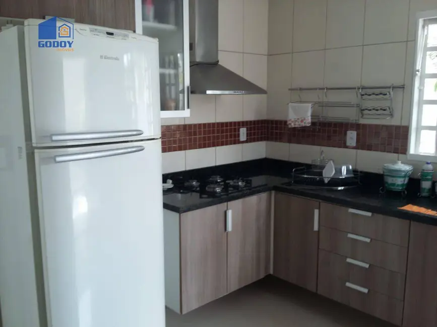 Sobrado com 4 quartos à venda, 450m2 em Santa Rosa, Cuiaba - MT - imagem 8 Foto 8 de Sobrado com 4 quartos à venda, 450m2 em Santa Rosa, Cuiaba - MT