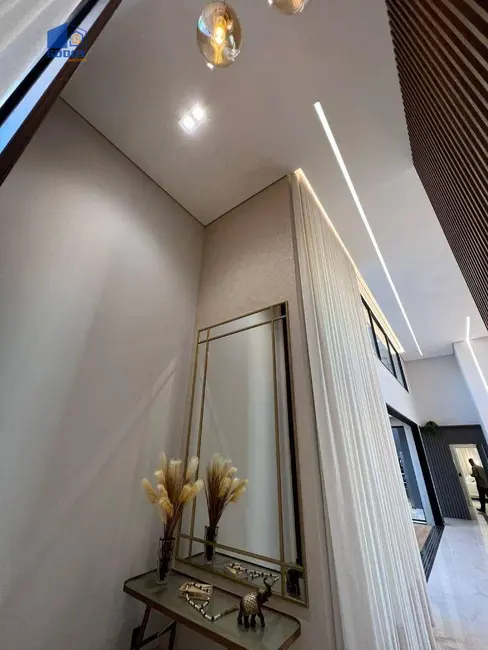 Foto 4 de Casa de Condomínio com 3 quartos à venda, 482m2 em Varzea Grande - MT