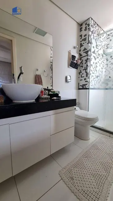 Apartamento com 4 quartos à venda, 169m2 em Goiabeiras, Cuiaba - MT - imagem 7 Foto 7 de Apartamento com 4 quartos à venda, 169m2 em Goiabeiras, Cuiaba - MT