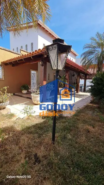 Sobrado com 3 quartos à venda, 561m2 em Baú, Cuiaba - MT - imagem 8 Foto 8 de Sobrado com 3 quartos à venda, 561m2 em Baú, Cuiaba - MT