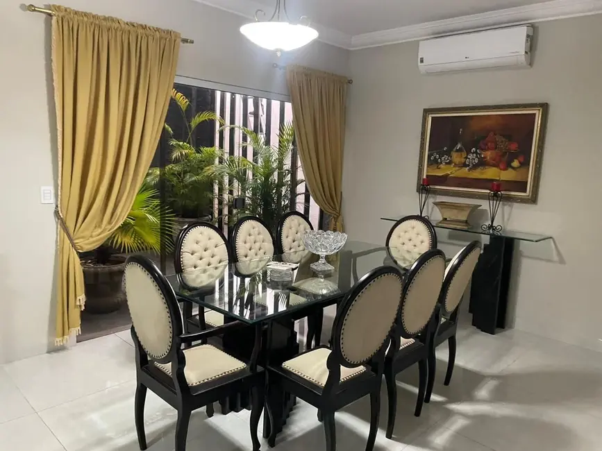 Casa com 3 quartos à venda, 300m2 em Jardim das Américas, Cuiaba - MT - imagem 8 Foto 8 de Casa com 3 quartos à venda, 300m2 em Jardim das Américas, Cuiaba - MT
