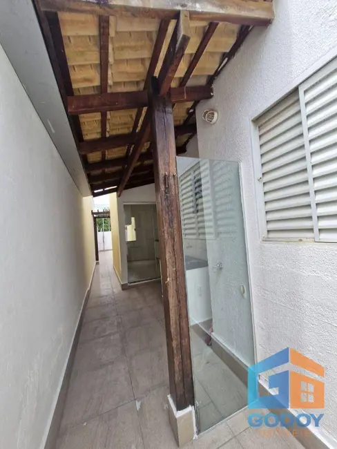 Casa com 3 quartos à venda, 185m2 em Santa Cruz II, Cuiaba - MT - imagem 8 Foto 8 de Casa com 3 quartos à venda, 185m2 em Santa Cruz II, Cuiaba - MT