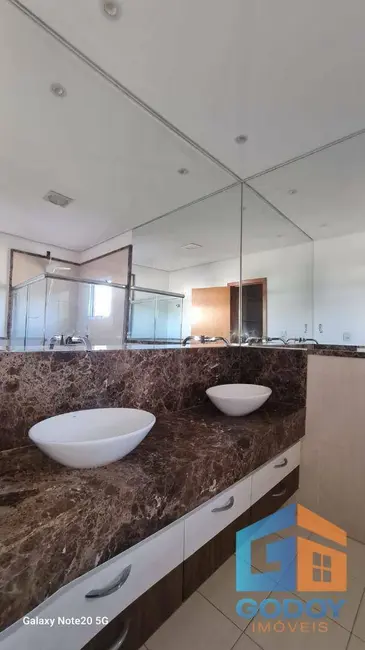 Sobrado com 4 quartos à venda, 676m2 em Jardim Itália, Cuiaba - MT - imagem 6 Foto 6 de Sobrado com 4 quartos à venda, 676m2 em Jardim Itália, Cuiaba - MT