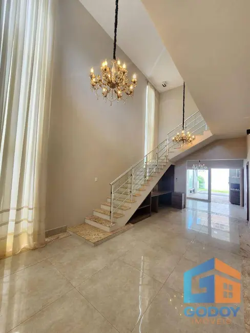 Sobrado com 4 quartos à venda, 375m2 em Jardim Imperial, Cuiaba - MT - imagem 5 Foto 5 de Sobrado com 4 quartos à venda, 375m2 em Jardim Imperial, Cuiaba - MT