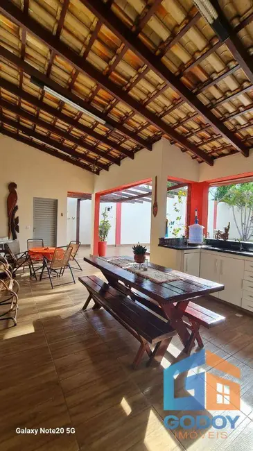 Casa com 3 quartos à venda, 702m2 em Jardim das Américas, Cuiaba - MT - imagem 7 Foto 7 de Casa com 3 quartos à venda, 702m2 em Jardim das Américas, Cuiaba - MT