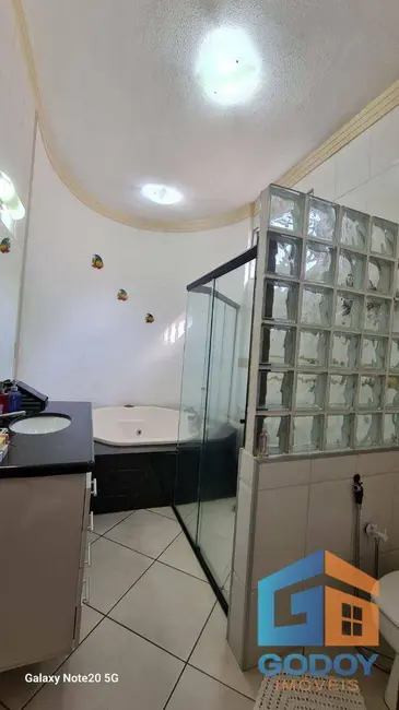 Casa com 3 quartos à venda, 702m2 em Jardim das Américas, Cuiaba - MT - imagem 8 Foto 8 de Casa com 3 quartos à venda, 702m2 em Jardim das Américas, Cuiaba - MT