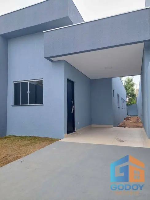 Casa com 3 quartos à venda, 180m2 em Santa Cruz II, Cuiaba - MT - imagem 3 Foto 3 de Casa com 3 quartos à venda, 180m2 em Santa Cruz II, Cuiaba - MT