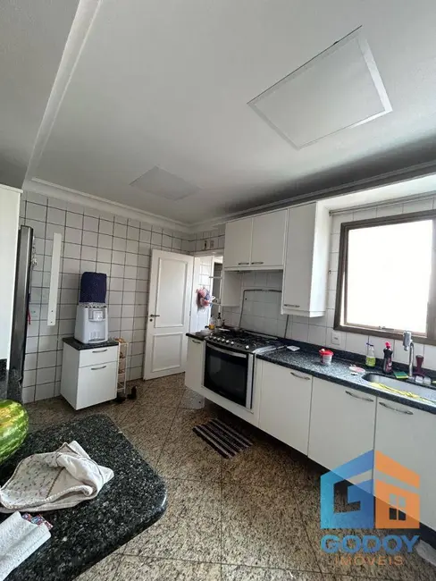 Apartamento com 4 quartos à venda em Cuiaba - MT - imagem 8 Foto 8 de Apartamento com 4 quartos à venda em Cuiaba - MT