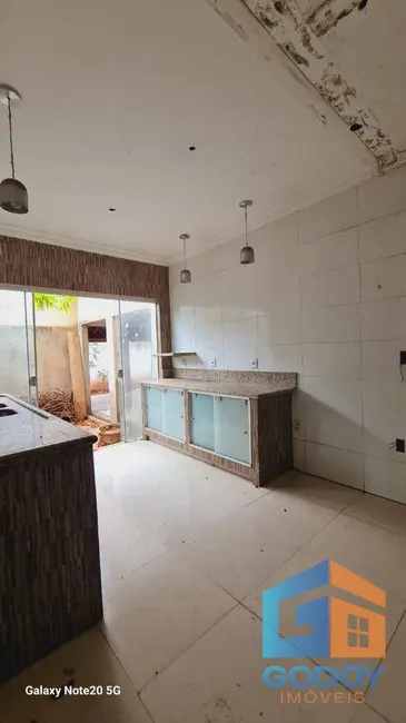 Foto 4 de Sobrado com 3 quartos para alugar em Jardim das Américas, Cuiaba - MT