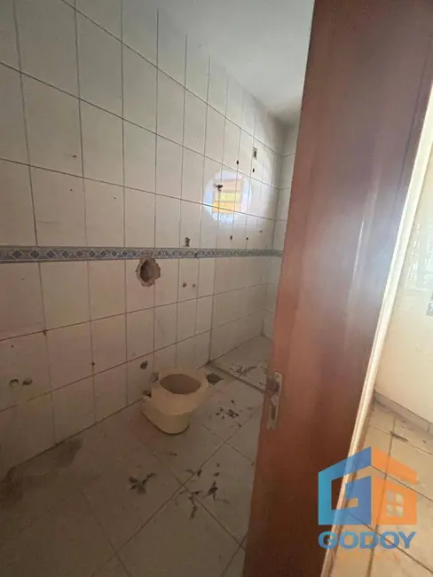 Casa com 3 quartos à venda, 980m2 em Cuiaba - MT - imagem 9 Foto 9 de Casa com 3 quartos à venda, 980m2 em Cuiaba - MT