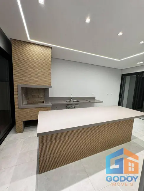 Casa de Condomínio com 3 quartos à venda, 170m2 em Jardim Imperial, Cuiaba - MT - imagem 9 Foto 9 de Casa de Condomínio com 3 quartos à venda, 170m2 em Jardim Imperial, Cuiaba - MT