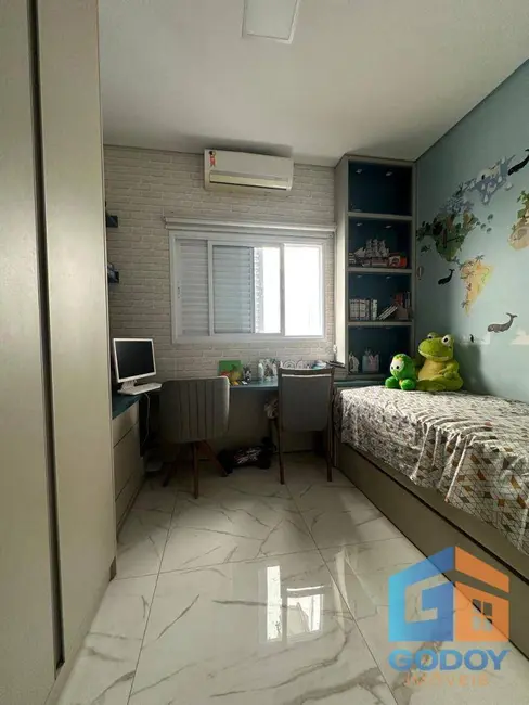Foto 7 de Casa de Condomínio com 3 quartos para alugar, 250m2 em Jardim Imperial, Cuiaba - MT
