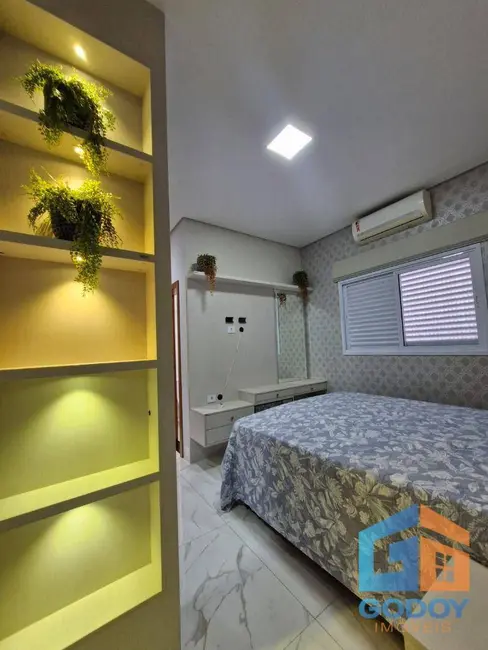 Casa de Condomínio com 3 quartos à venda e para alugar, 250m2 em Jardim Imperial, Cuiaba - MT - imagem 3 Foto 3 de Casa de Condomínio com 3 quartos à venda e para alugar, 250m2 em Jardim Imperial, Cuiaba - MT