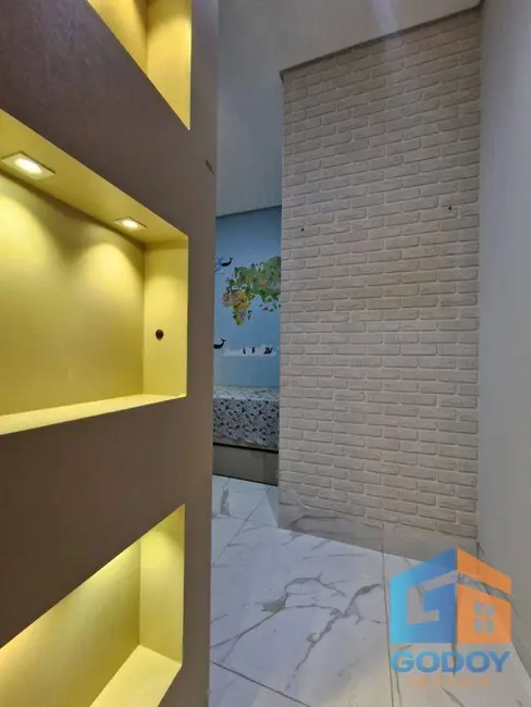 Casa de Condomínio com 3 quartos à venda e para alugar, 250m2 em Jardim Imperial, Cuiaba - MT - imagem 4 Foto 4 de Casa de Condomínio com 3 quartos à venda e para alugar, 250m2 em Jardim Imperial, Cuiaba - MT