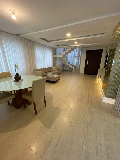 Foto 7 de Casa com 3 quartos à venda, 350m2 em Pedra Branca, Palhoca - SC