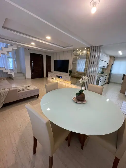 Foto 9 de Casa com 3 quartos à venda, 350m2 em Pedra Branca, Palhoca - SC