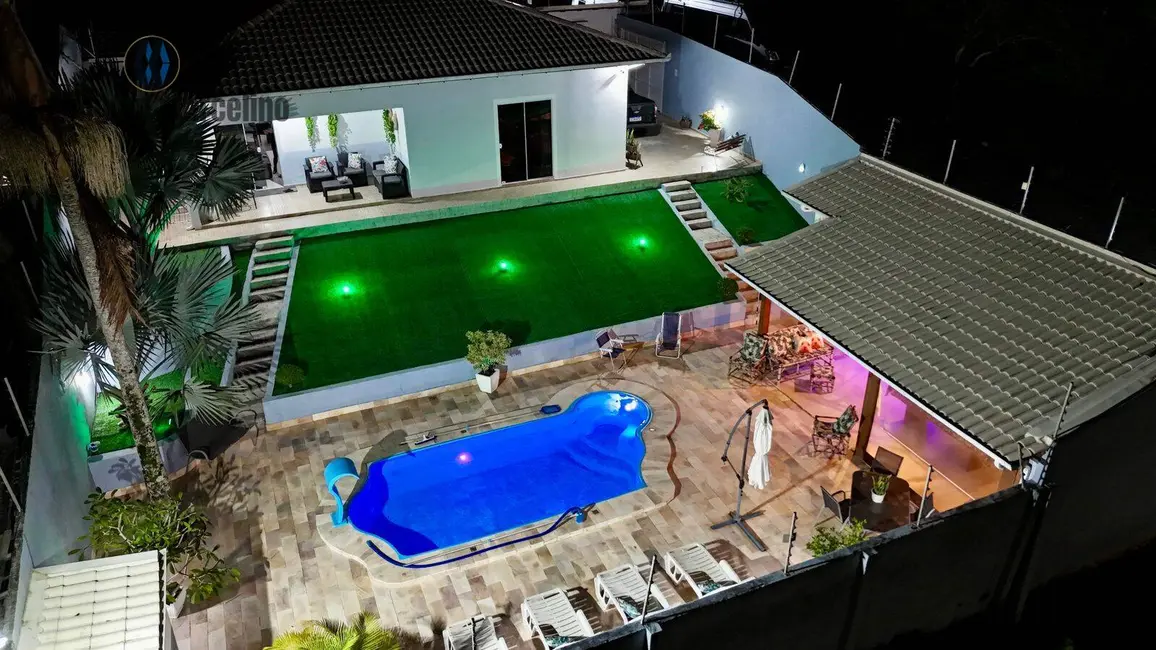 Foto 2 de Casa com 3 quartos à venda, 145m2 em Praia de Fora, Palhoca - SC