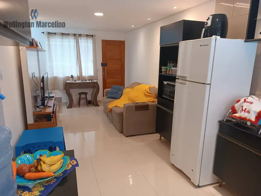 Foto 3 de Sobrado com 2 quartos à venda, 65m2 em Potecas, Sao Jose - SC