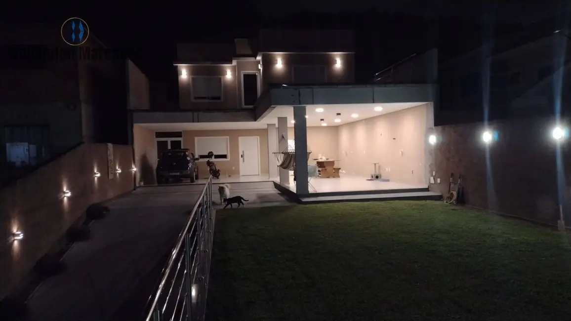 Foto 1 de Casa com 3 quartos à venda, 280m2 em Potecas, Sao Jose - SC