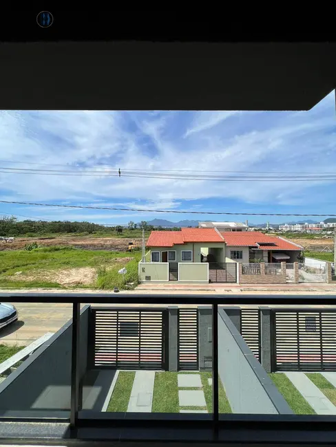 Sobrado com 3 quartos à venda, 85m2 em Forquilhas, Sao Jose - SC - imagem 4 Foto 4 de Sobrado com 3 quartos à venda, 85m2 em Forquilhas, Sao Jose - SC