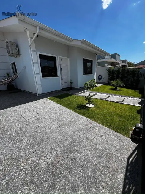 Foto 2 de Casa com 3 quartos à venda, 70m2 em Bela Vista, Palhoca - SC