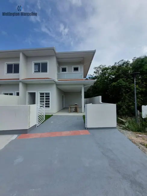 Foto 4 de Sobrado com 2 quartos à venda, 93m2 em Forquilhas, Sao Jose - SC