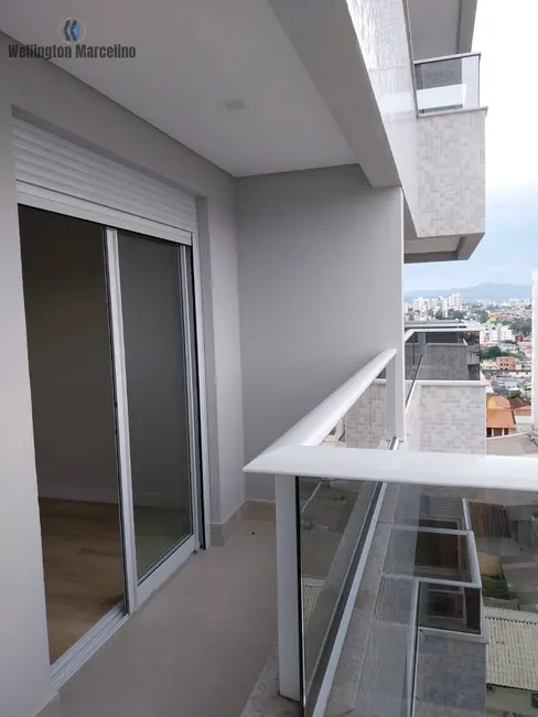 Foto 8 de Apartamento com 3 quartos à venda, 123m2 em Barreiros, Sao Jose - SC
