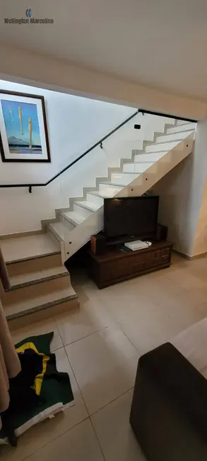 Foto 11 de Sobrado com 2 quartos à venda, 90m2 em Forquilhas, Sao Jose - SC