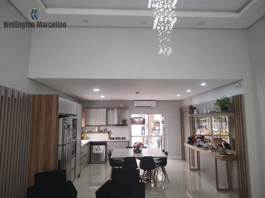 Foto 5 de Casa com 3 quartos à venda, 180m2 em Guarda do Cubatão, Palhoca - SC