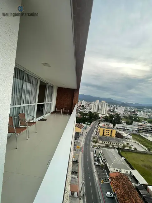 Foto 2 de Apartamento com 3 quartos à venda, 179m2 em Centro, Palhoca - SC