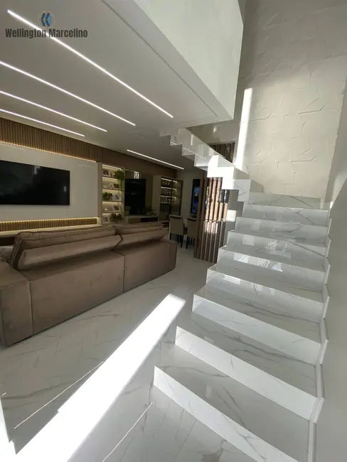 Casa de Condomínio com 3 quartos à venda, 205m2 em Beira Rio, Biguacu - SC - imagem 8 Foto 8 de Casa de Condomínio com 3 quartos à venda, 205m2 em Beira Rio, Biguacu - SC