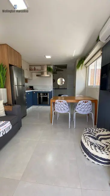 Foto 3 de Sobrado com 2 quartos à venda, 78m2 em Palhoca - SC