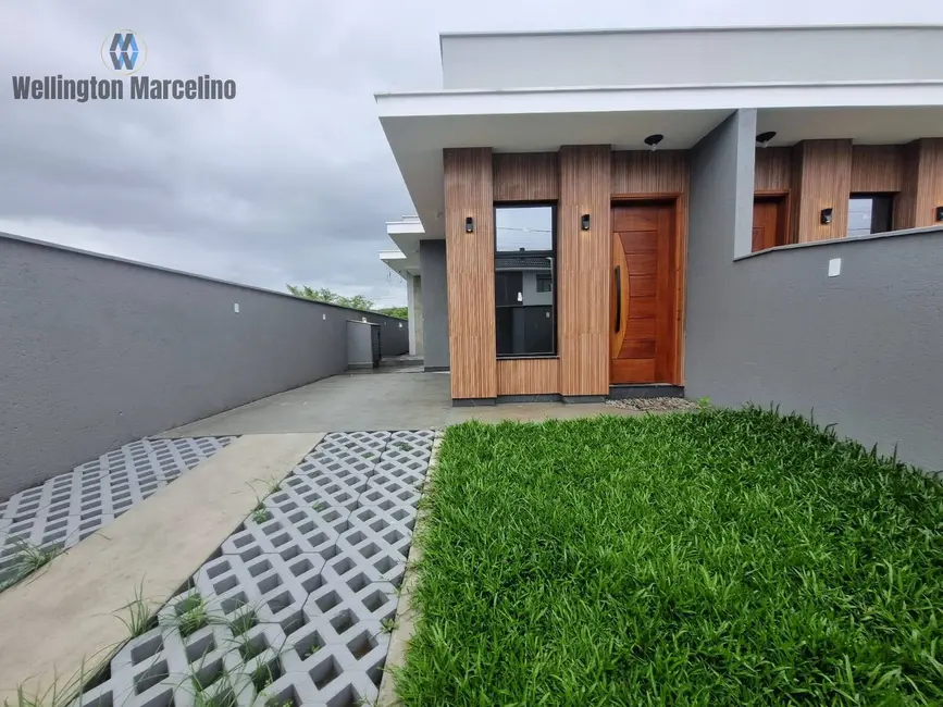 Foto 1 de Casa com 3 quartos à venda, 75m2 em Guarda do Cubatão, Palhoca - SC