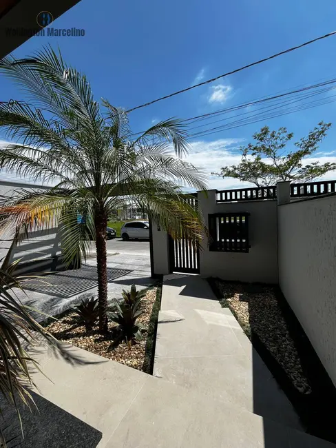 Foto 3 de Sobrado com 3 quartos à venda, 129m2 em Nova Palhoça, Palhoca - SC