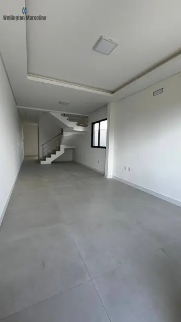 Foto 8 de Sobrado com 3 quartos à venda, 129m2 em Nova Palhoça, Palhoca - SC