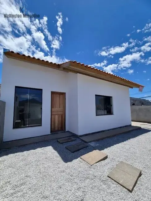 Foto 1 de Casa com 3 quartos à venda, 80m2 em Rio Grande, Palhoca - SC