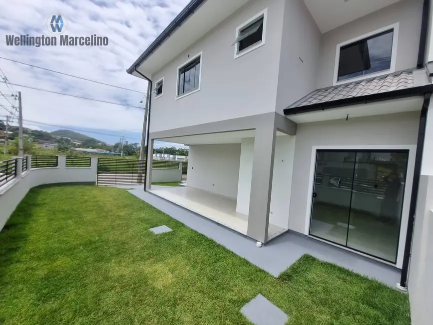 Foto 3 de Casa com 3 quartos à venda, 106m2 em Potecas, Sao Jose - SC