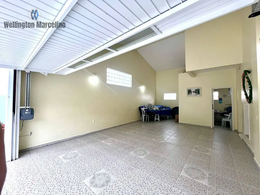 Foto 4 de Casa com 3 quartos à venda, 237m2 em Ponta de Baixo, Sao Jose - SC