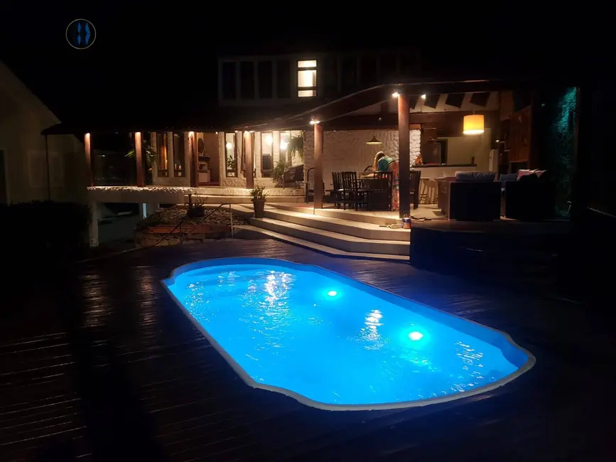 Foto 7 de Casa com 5 quartos à venda, 380m2 em Centro, Sao Jose - SC