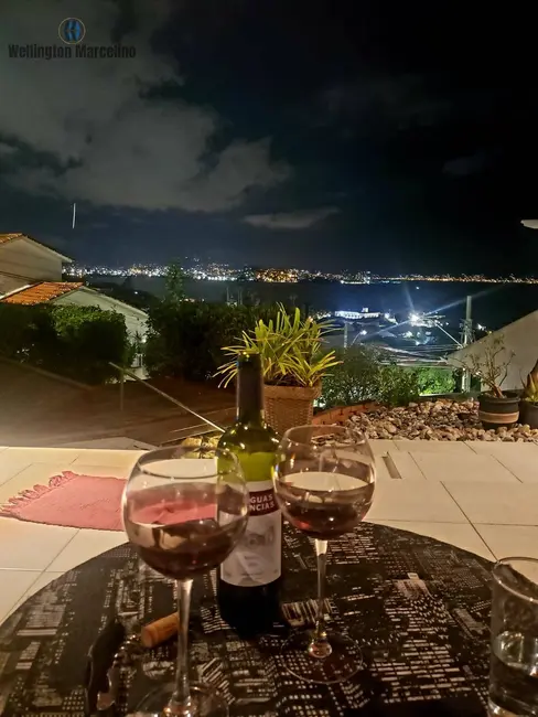 Foto 9 de Casa com 5 quartos à venda, 380m2 em Centro, Sao Jose - SC