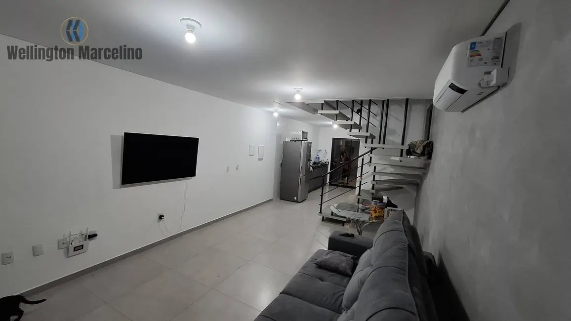 Foto 3 de Sobrado com 3 quartos à venda, 115m2 em Aririú, Palhoca - SC