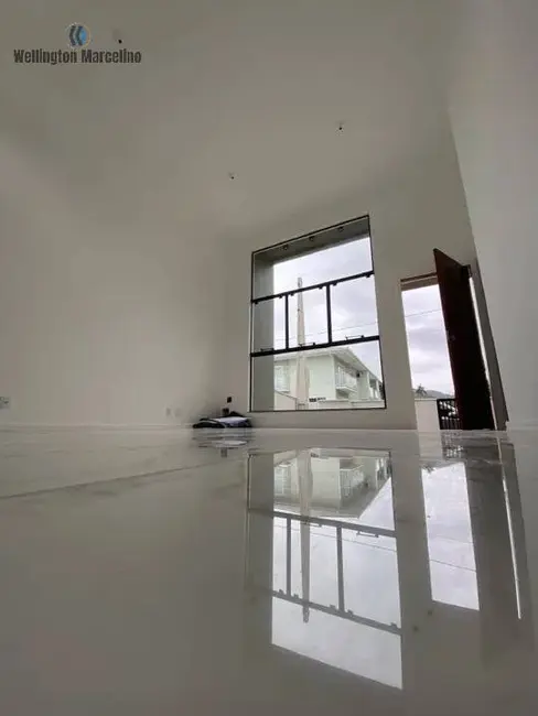 Foto 2 de Casa com 3 quartos à venda, 100m2 em Forquilhas, Sao Jose - SC