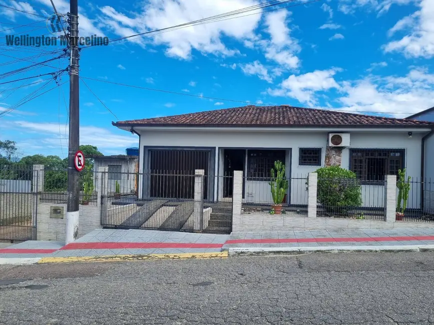 Foto 3 de Casa com 2 quartos à venda, 100m2 em Serraria, Sao Jose - SC