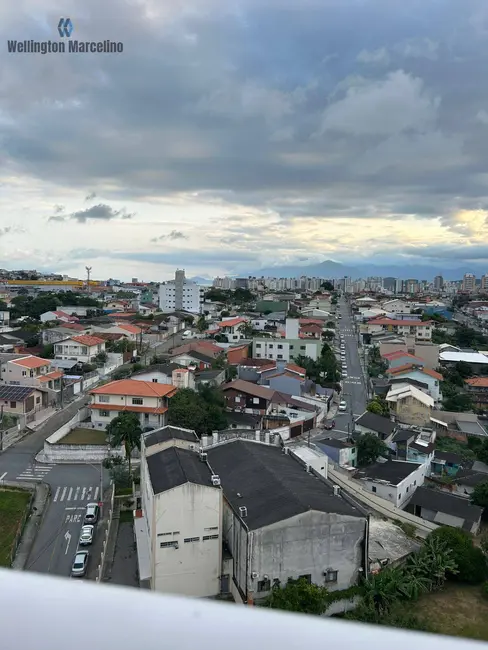 Foto 9 de Apartamento com 2 quartos à venda, 75m2 em Barreiros, Sao Jose - SC