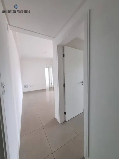Foto 9 de Apartamento com 2 quartos à venda, 74m2 em Barreiros, Sao Jose - SC