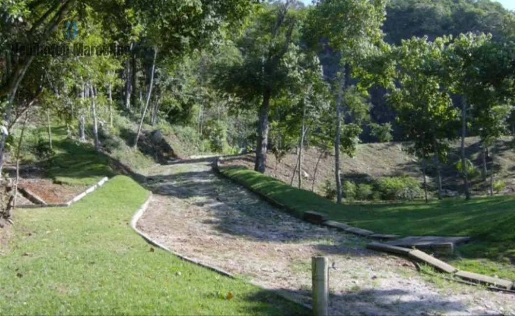 Foto 1 de Terreno / Lote à venda, 22m2 em Ponta de Baixo, Sao Jose - SC