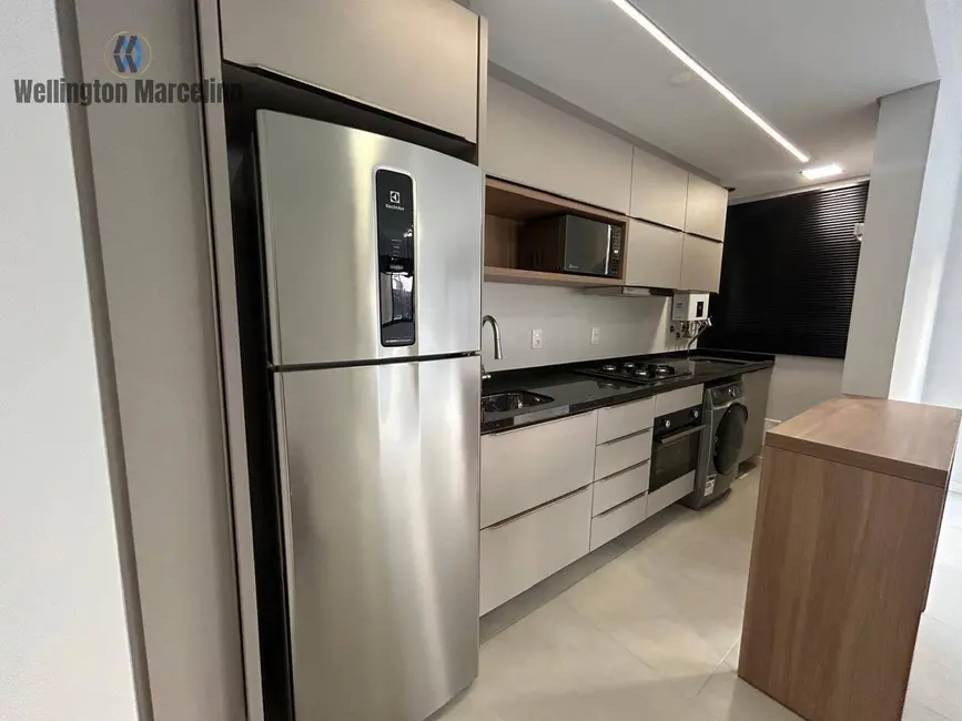 Apartamento com 1 quarto à venda, 28m2 em Centro, Florianopolis - SC - imagem 3 Foto 3 de Apartamento com 1 quarto à venda, 28m2 em Centro, Florianopolis - SC